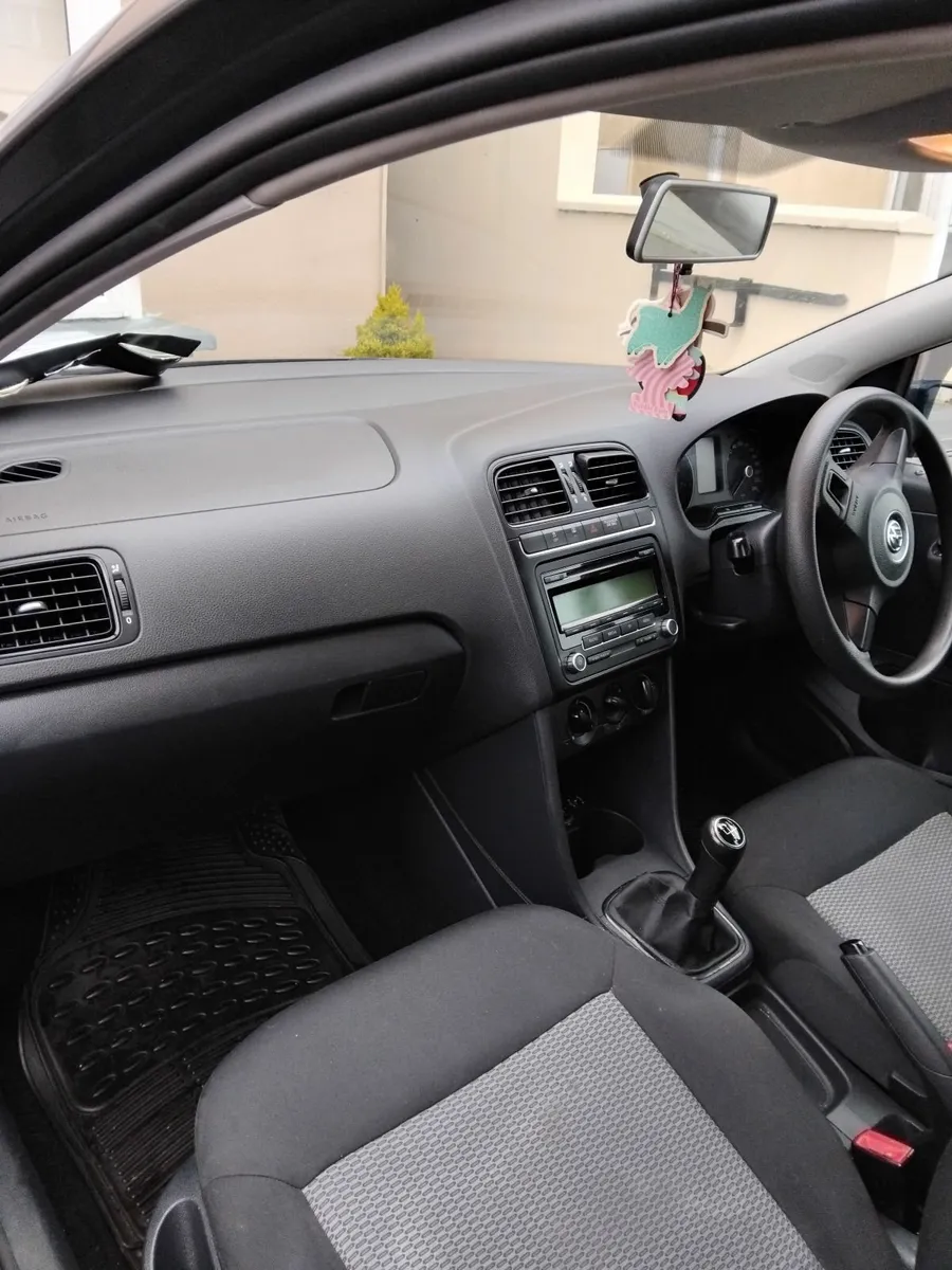 Volkswagen Polo 2011 - Image 3