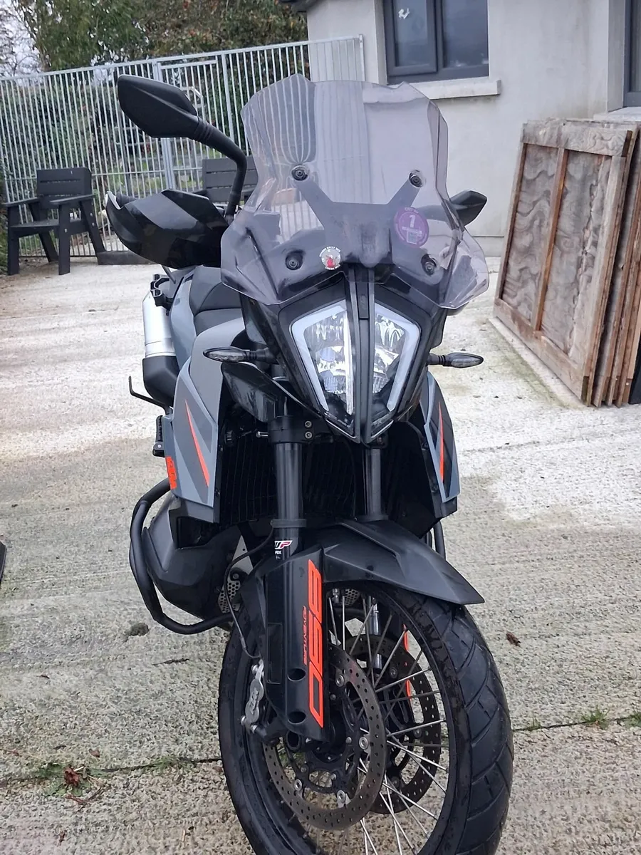 KTM 890 Adventures 2021 - Image 2