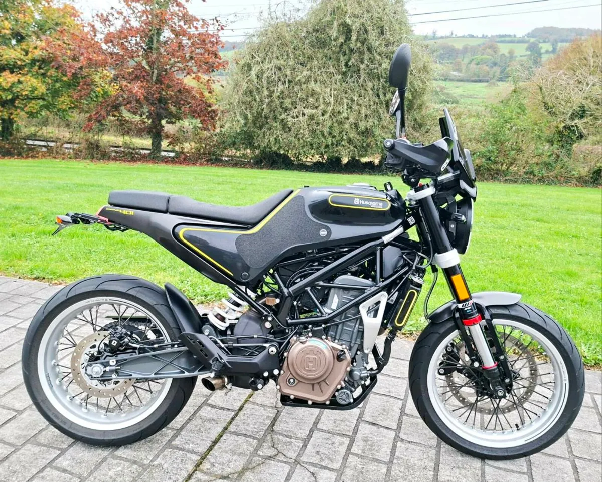 Husqvarna Svartpilen 401 - Image 1