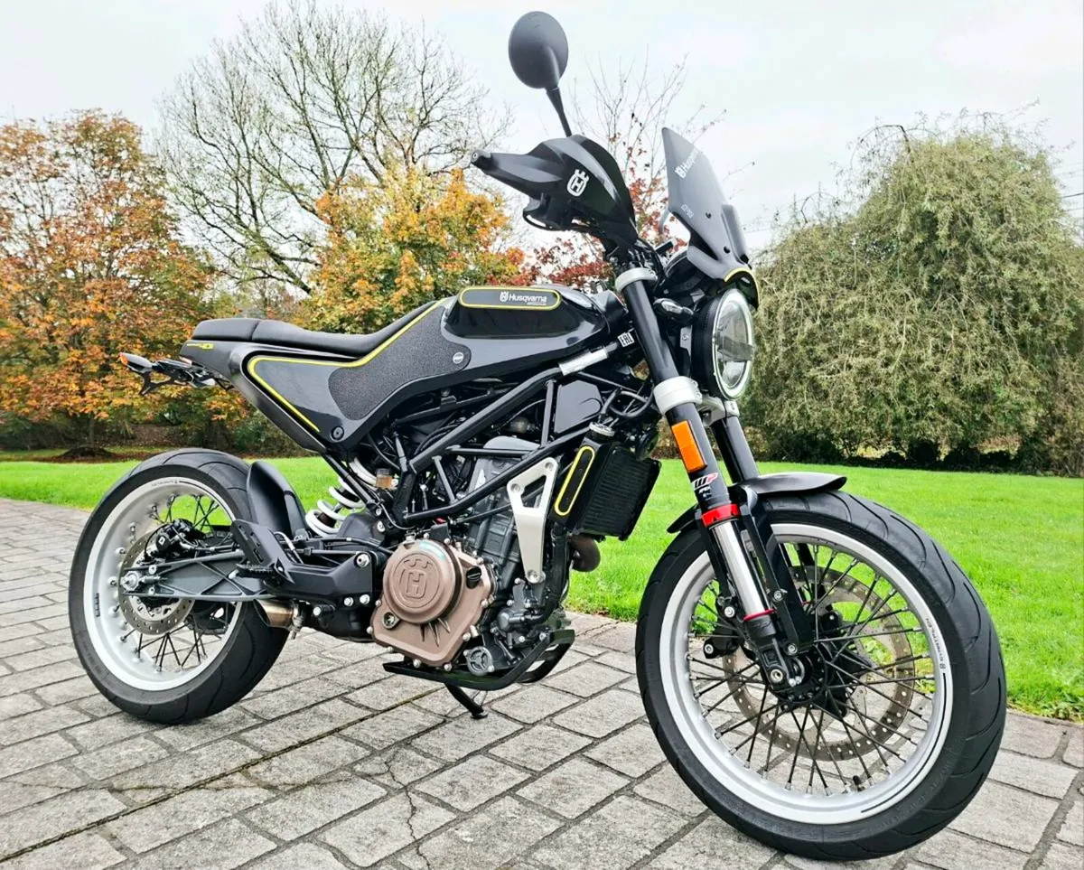 Husqvarna Svartpilen 401 - Image 3