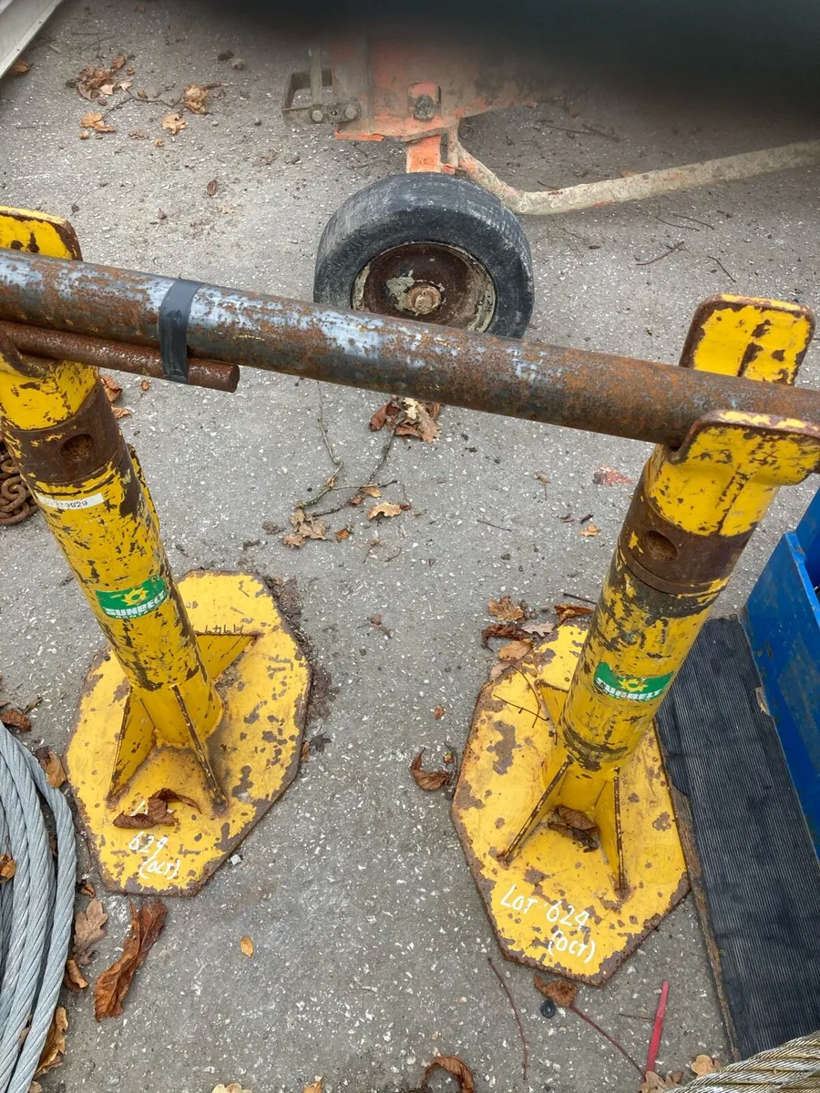 Cable Jacks for sale - Image 1