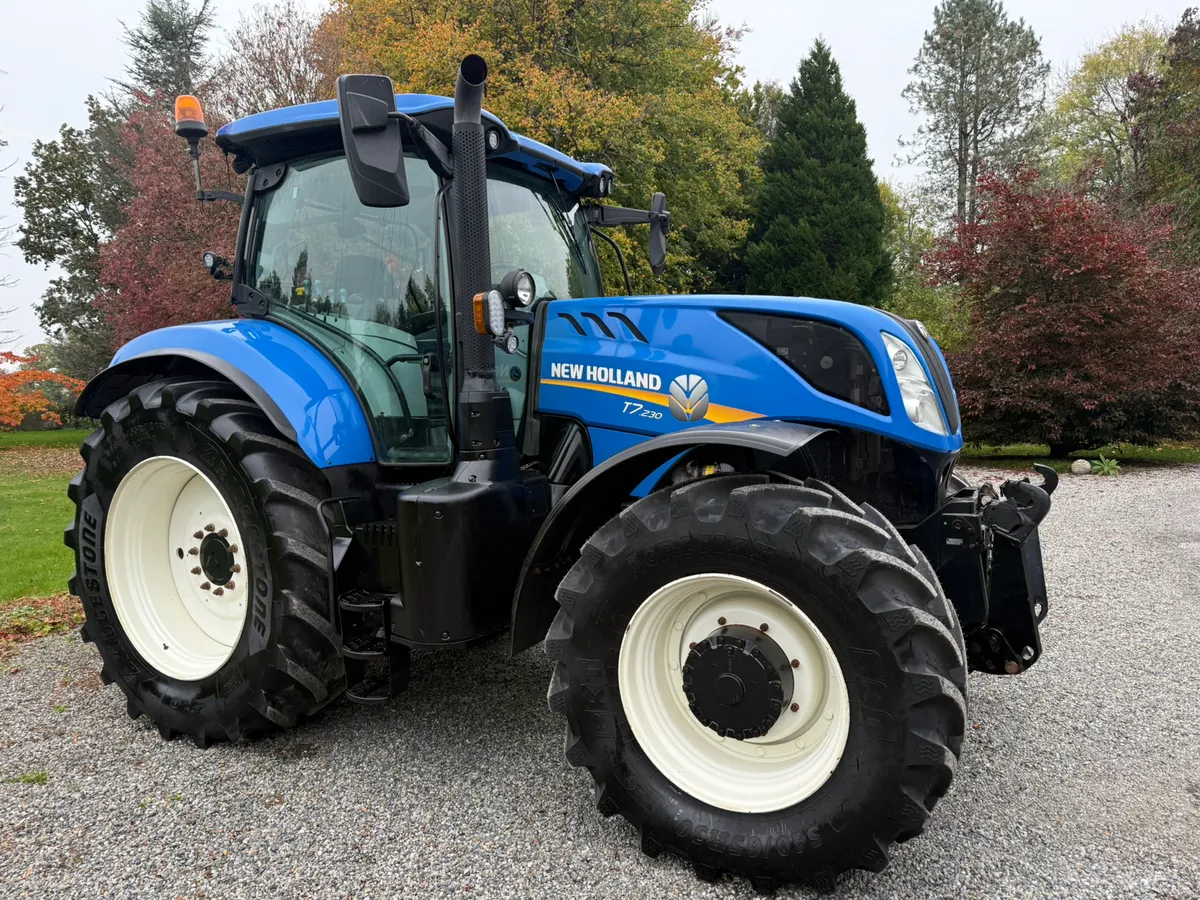 2022 New Holland T7.230 50k *ONLY €77950* - Image 1