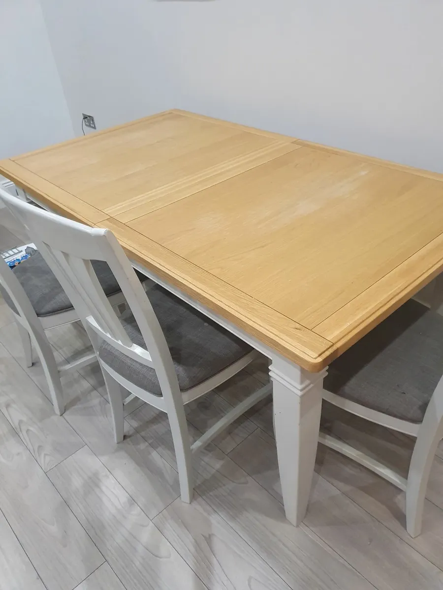 Dining table and chairs - Image 2