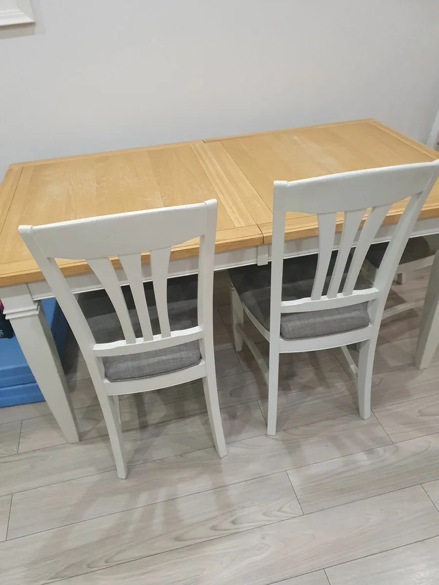 Dining table and chairs - Image 3