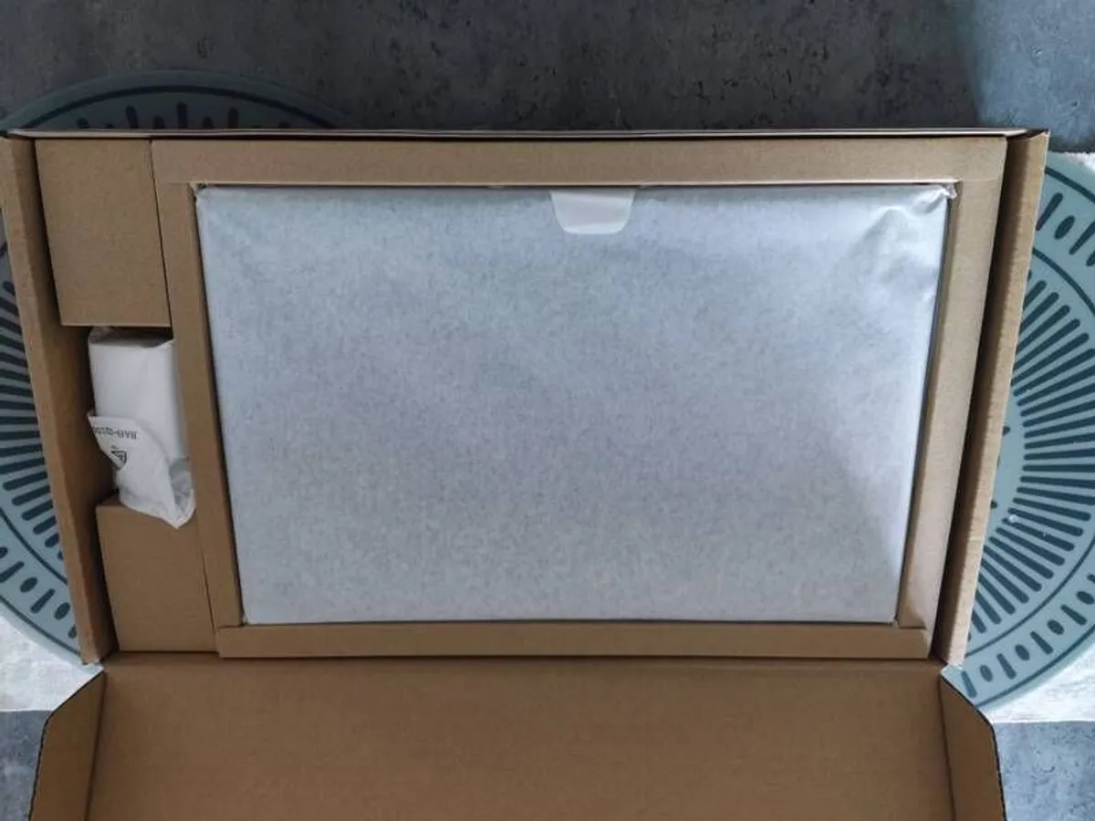 Sale / Swap Samsung Galaxy Book 4 360 brand new with sleeve and 1 year anti-virus protection - Image 2