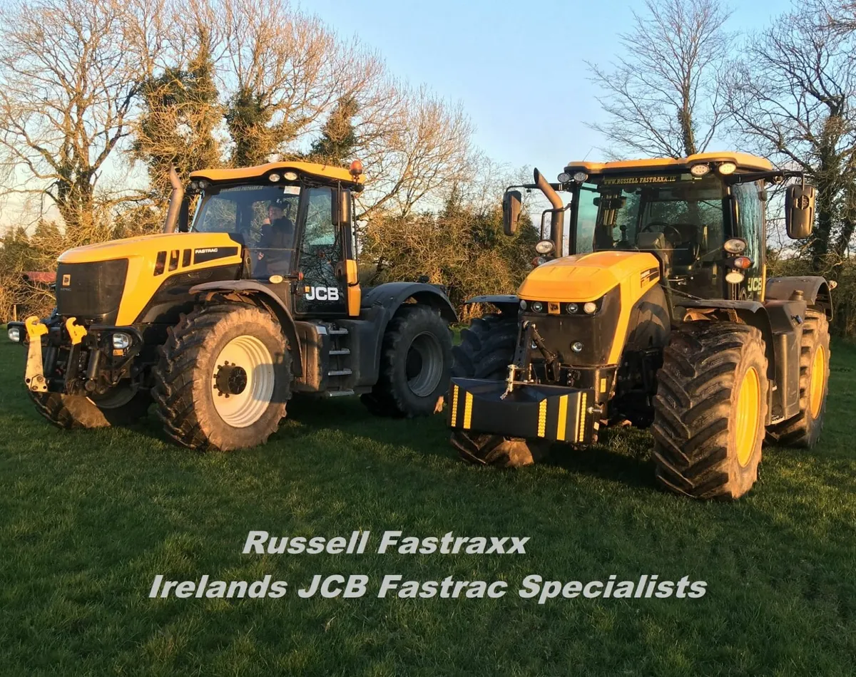 JCB Fastrac 4220 @  Russell Fastracc Lrd - Image 4