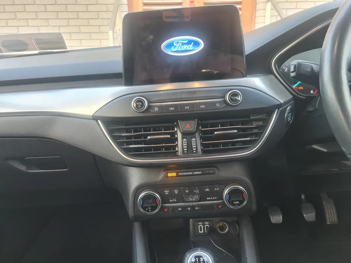 Ford Focus 2021 - Image 3