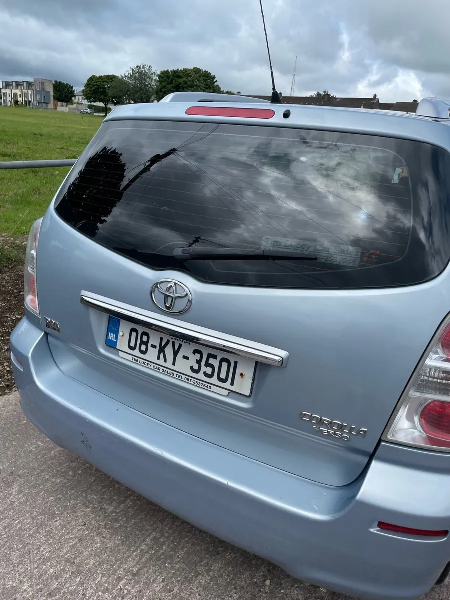 Car - Image 2