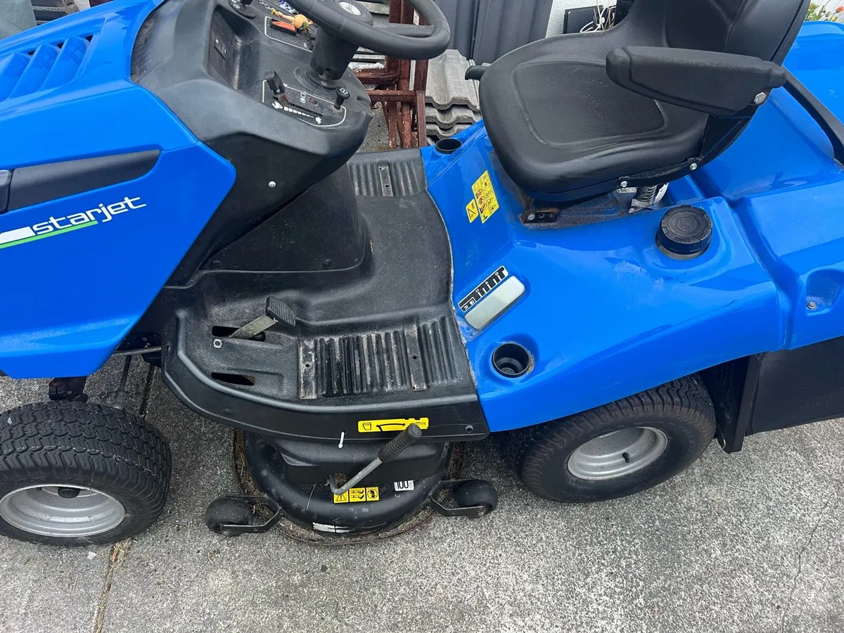 Starjet Ride on mower - Image 2