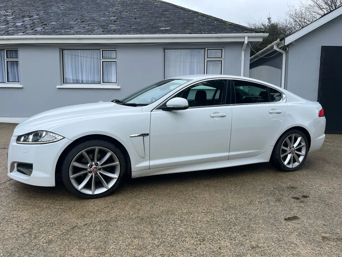 Jaguar XF - Image 3
