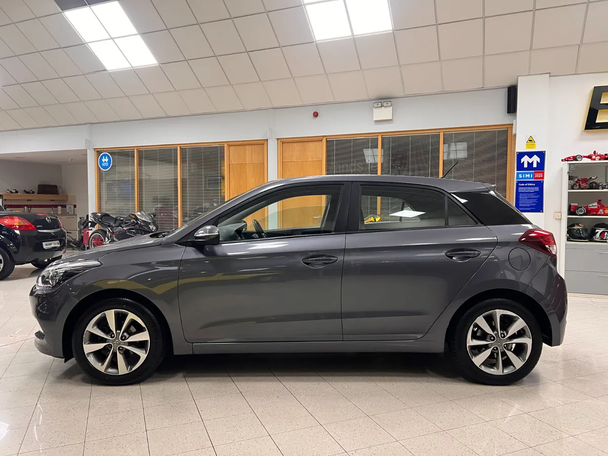 ACTIVE DELUXE 5DR **Very Low KMs/High Spec/Great C - Image 4