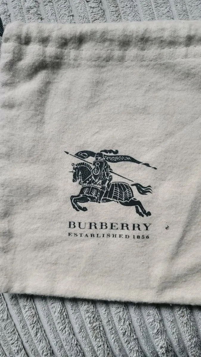 Burberry Iconic Check Reversible Men's Belt - Image 3