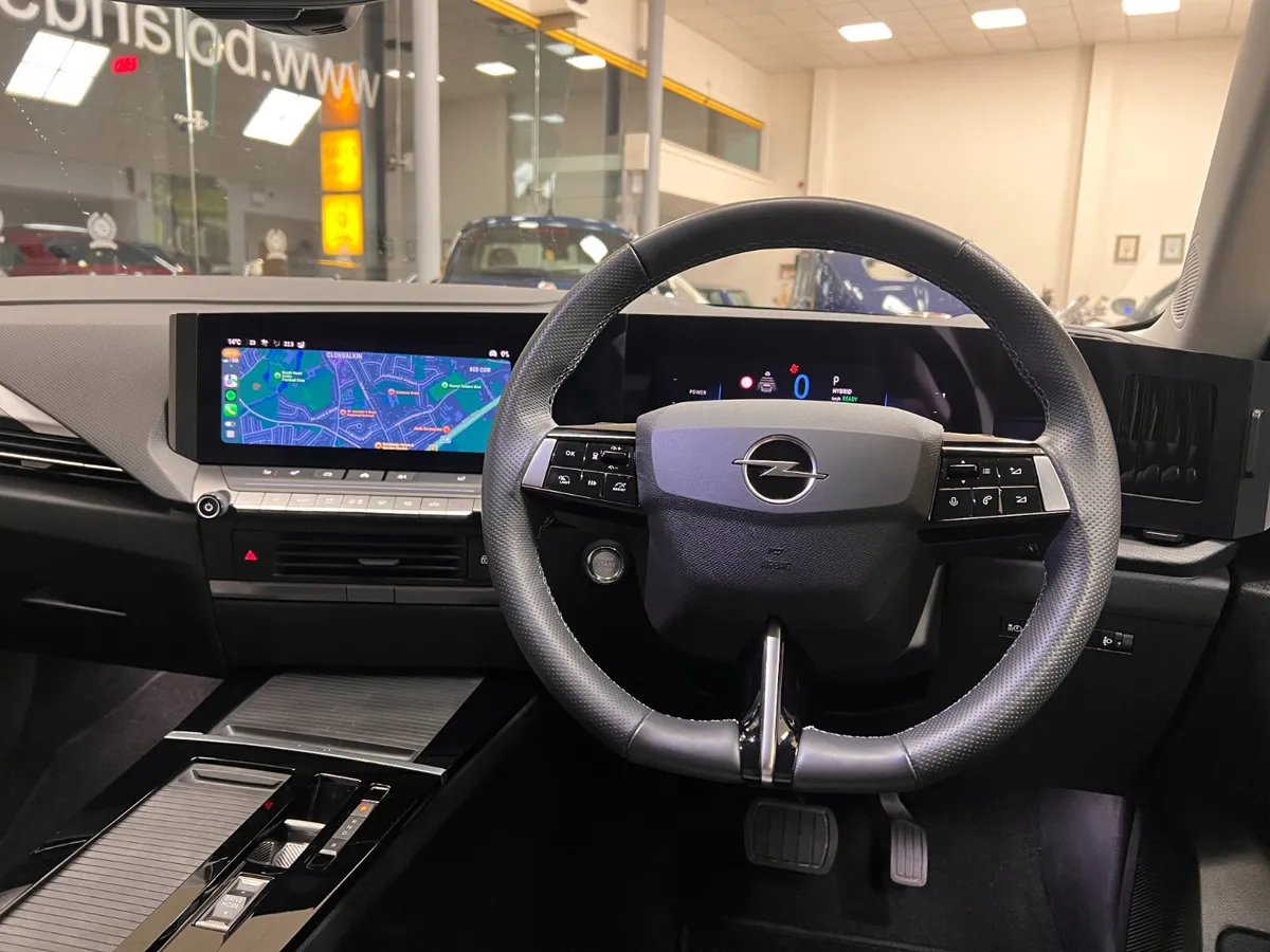 Massive Spec PHEV Hybrid New Generation Opel Astra - Image 3
