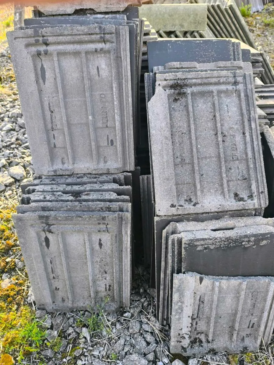 Slates and tiles - Image 4