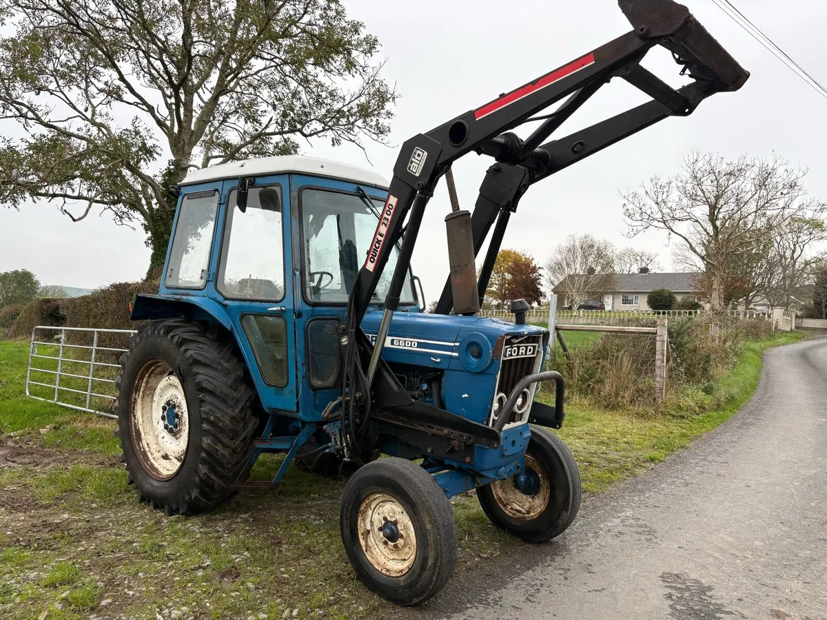 Ford 6600 2Wd Tractor, Quicke Front Loader - Image 2