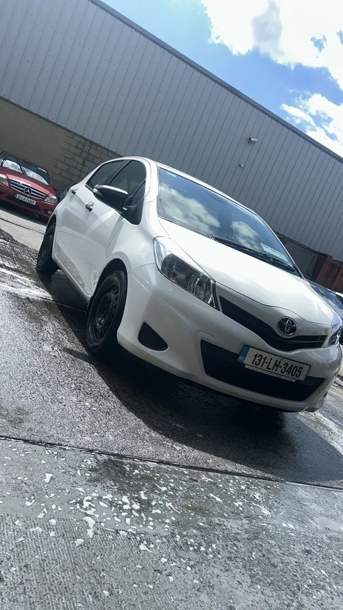 Toyota Yaris 1.0 2013 - Image 3