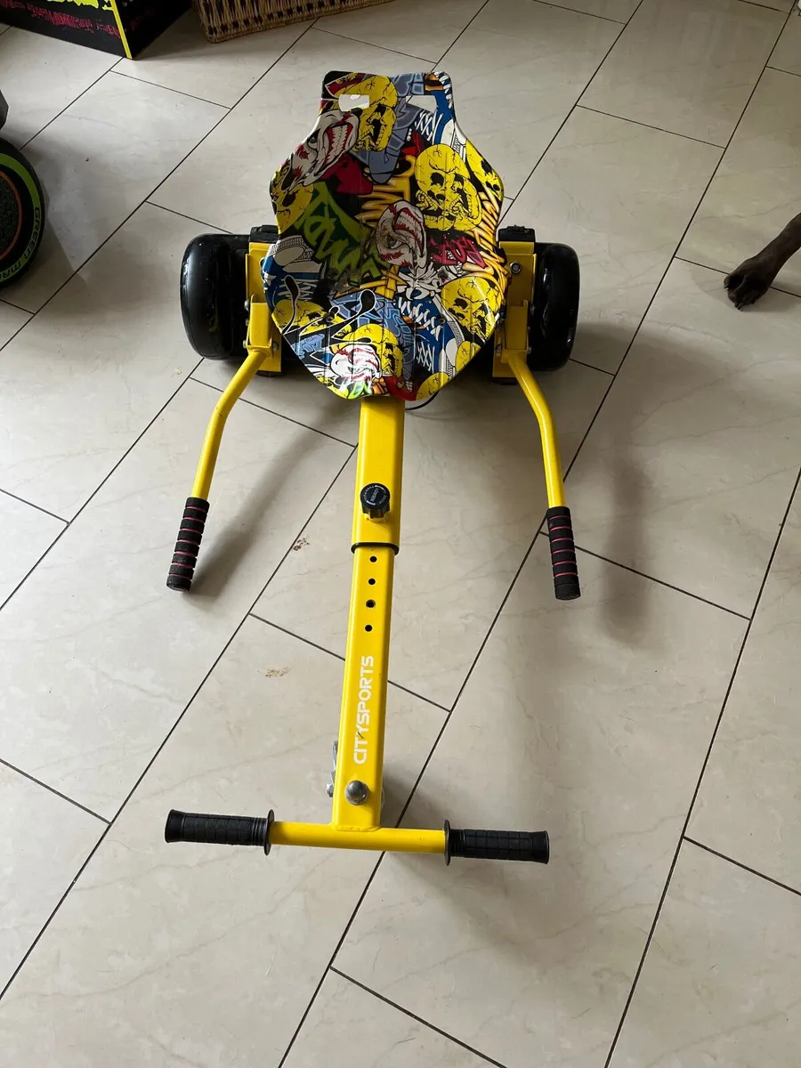 Hoverboard and cart bundle - Image 1