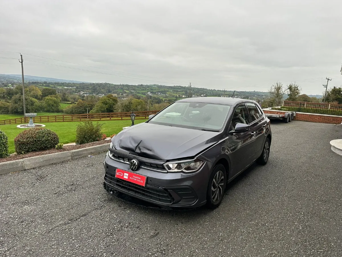 2023 Volkswagen Polo Life - Image 2