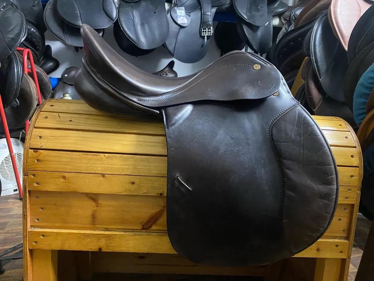 Prestige brown high withered Leather saddle - Image 2