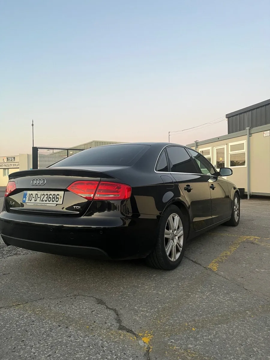 Audi A4 - Image 1