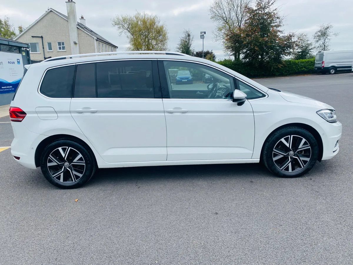 VOLKSWAGEN TOURAN HIGHLINE DSG 7 SEATER 2020 - Image 4