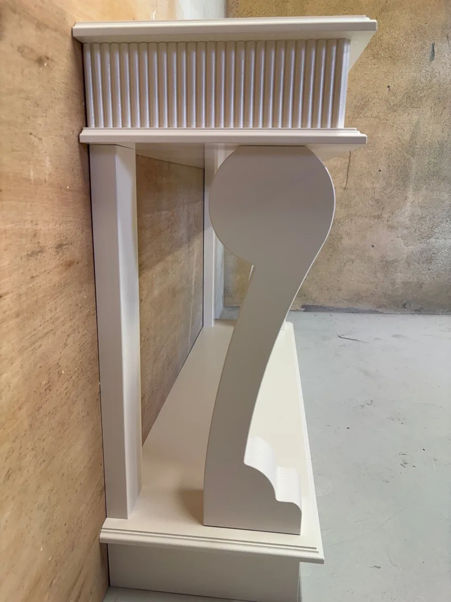 Console table - Image 2