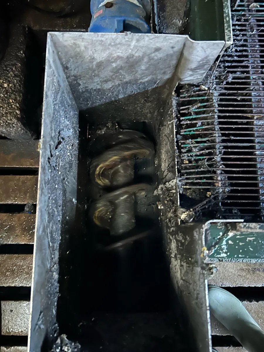 screen - Image 4