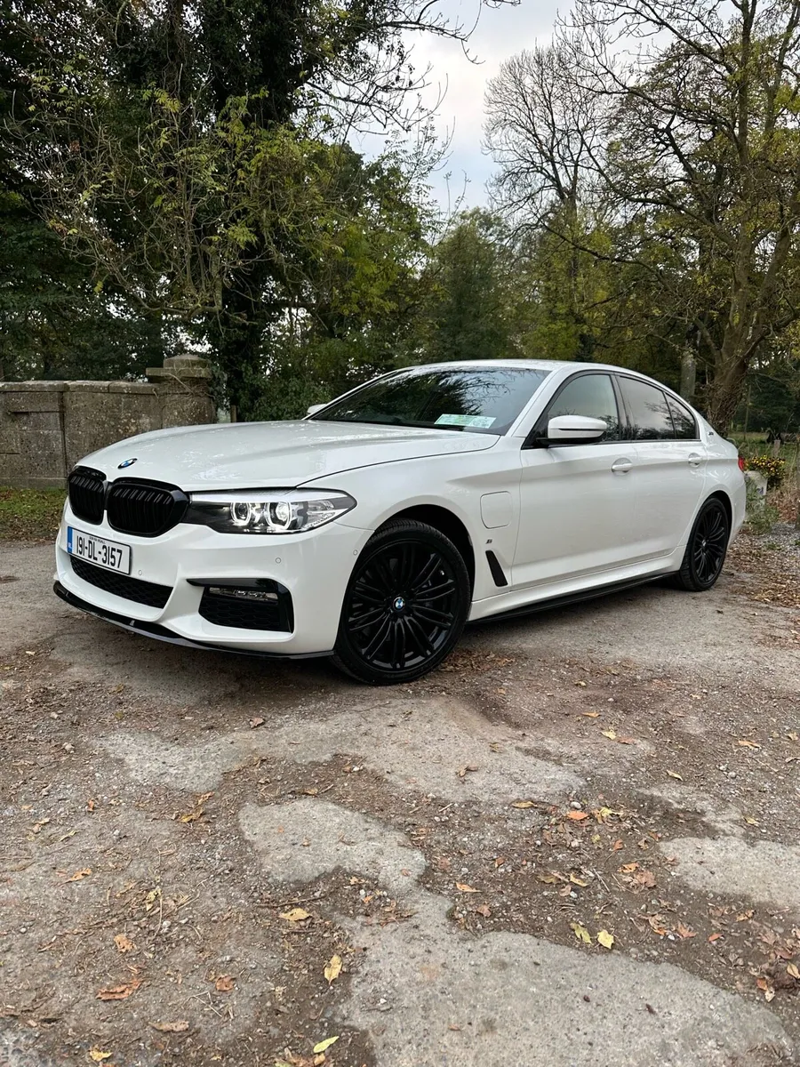 BMW 530e iPerformance M sport - Image 2