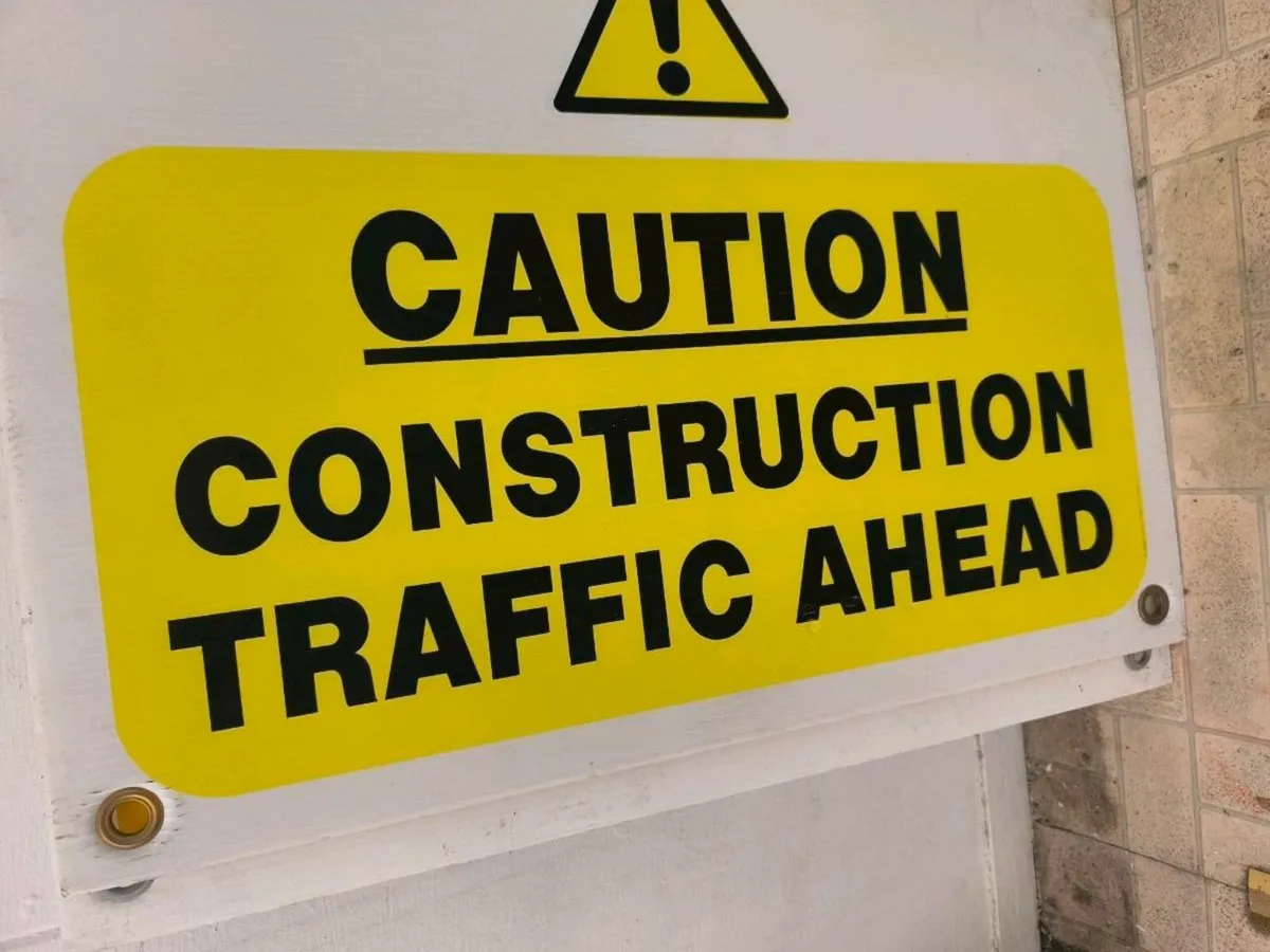Signs - Image 3