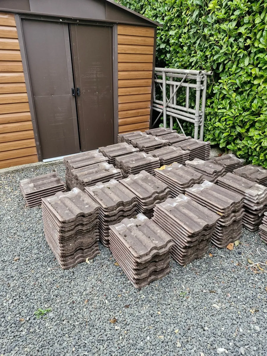 Roof tiles