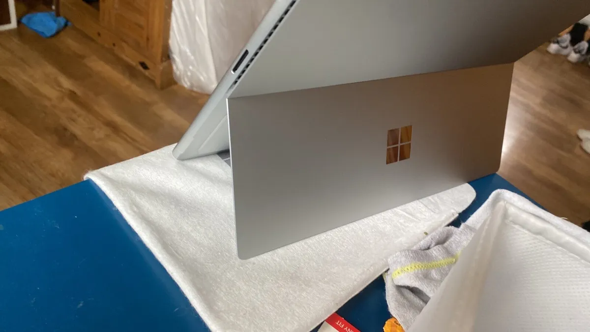 Surface Pro - Image 4