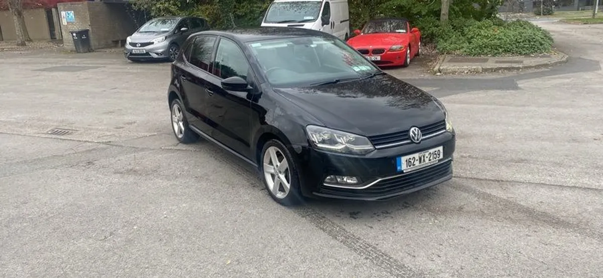 2016 Volkswagen Polo - Image 2