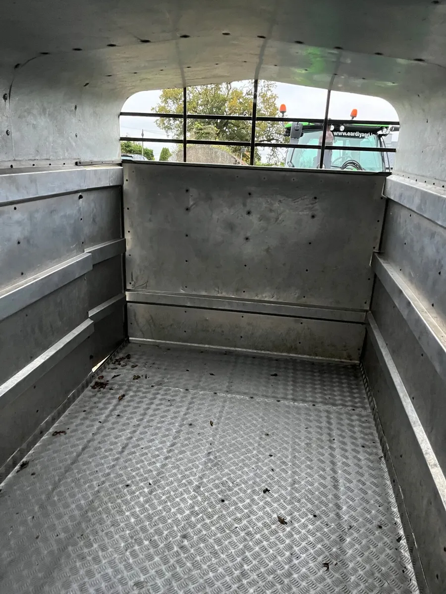Cattle trailer - Image 2