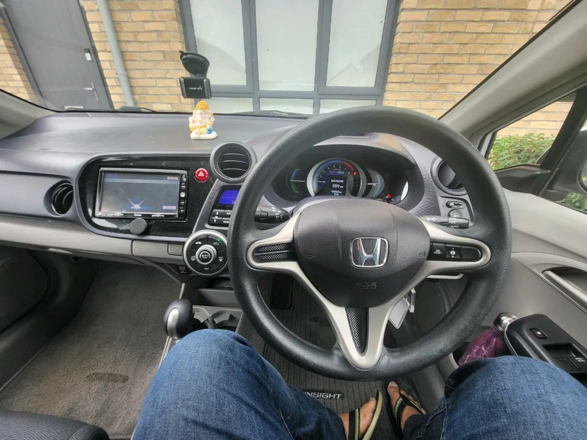 Car (Honda Insight) - Image 4
