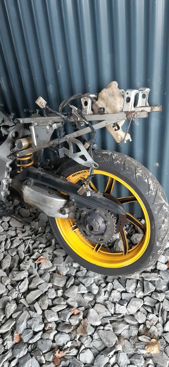 VFR400 spares - Image 1