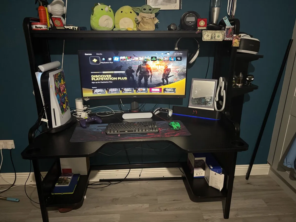 Gaming desk - Image 1