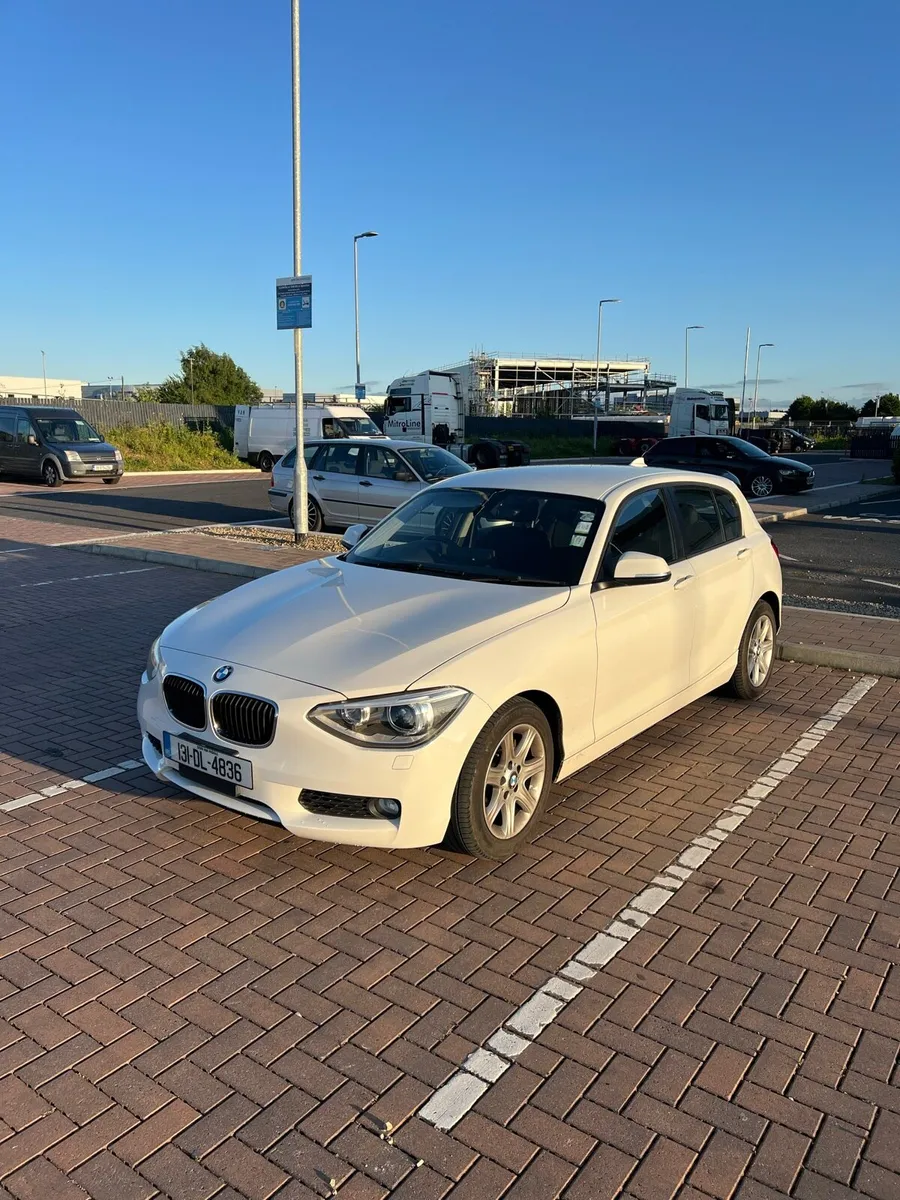 BMW 1 Series 116i - CARPLAY - Low Mileages - Auto - Image 1