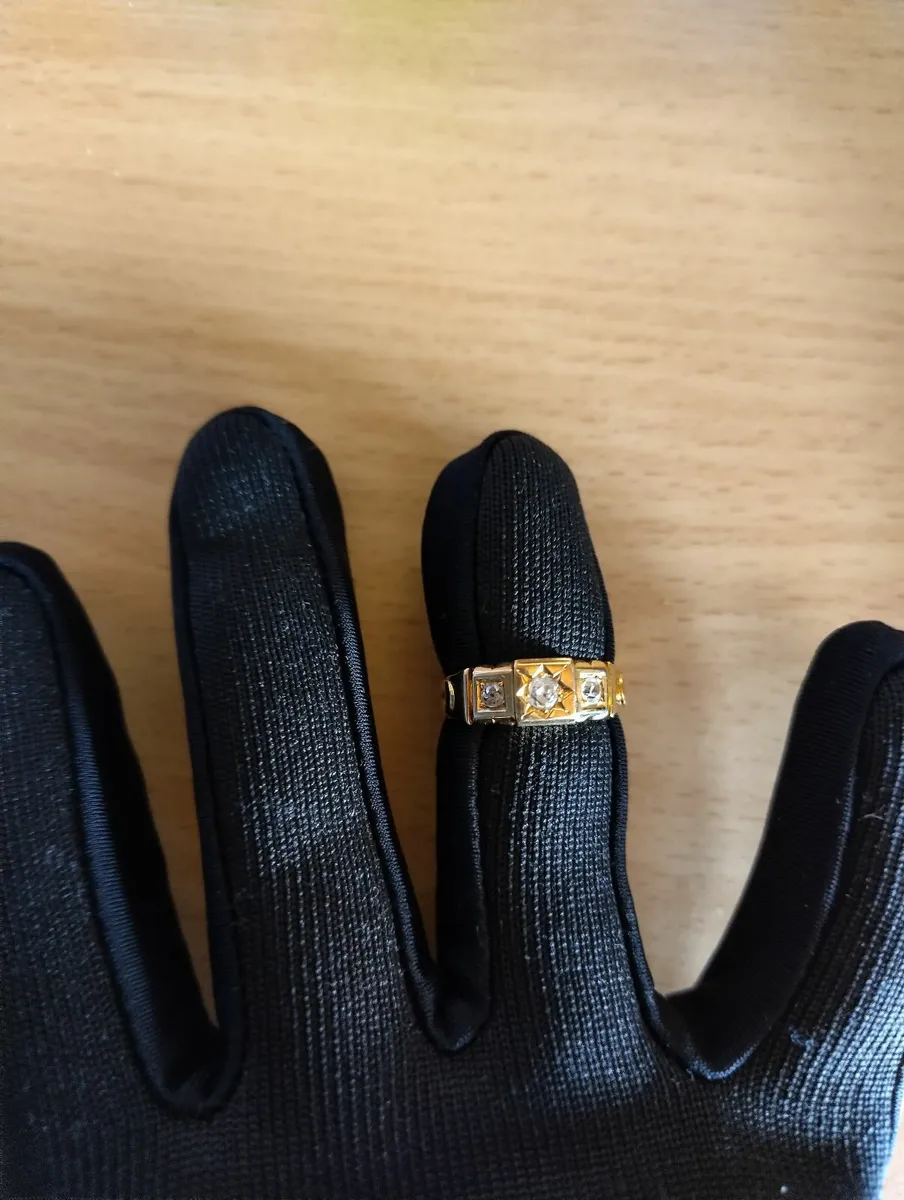 18ct gold ring - Image 2