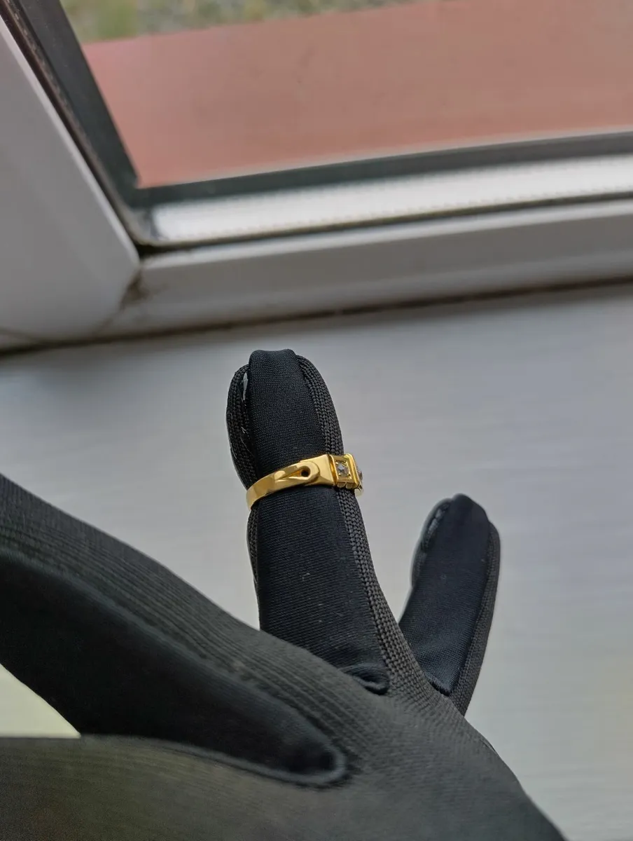 18ct gold ring - Image 4