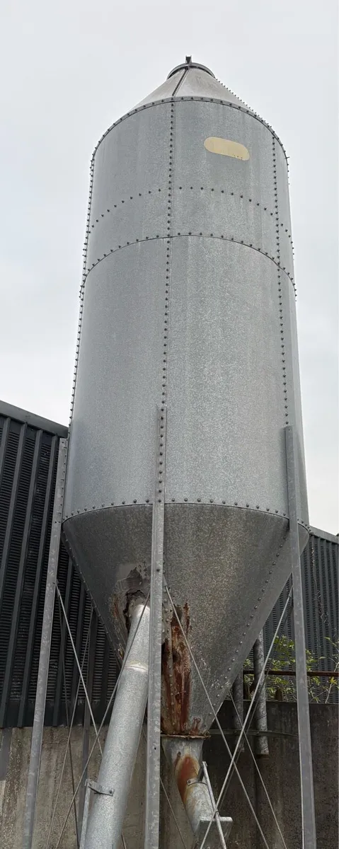Spirofeed Split Meal Bin - Image 2