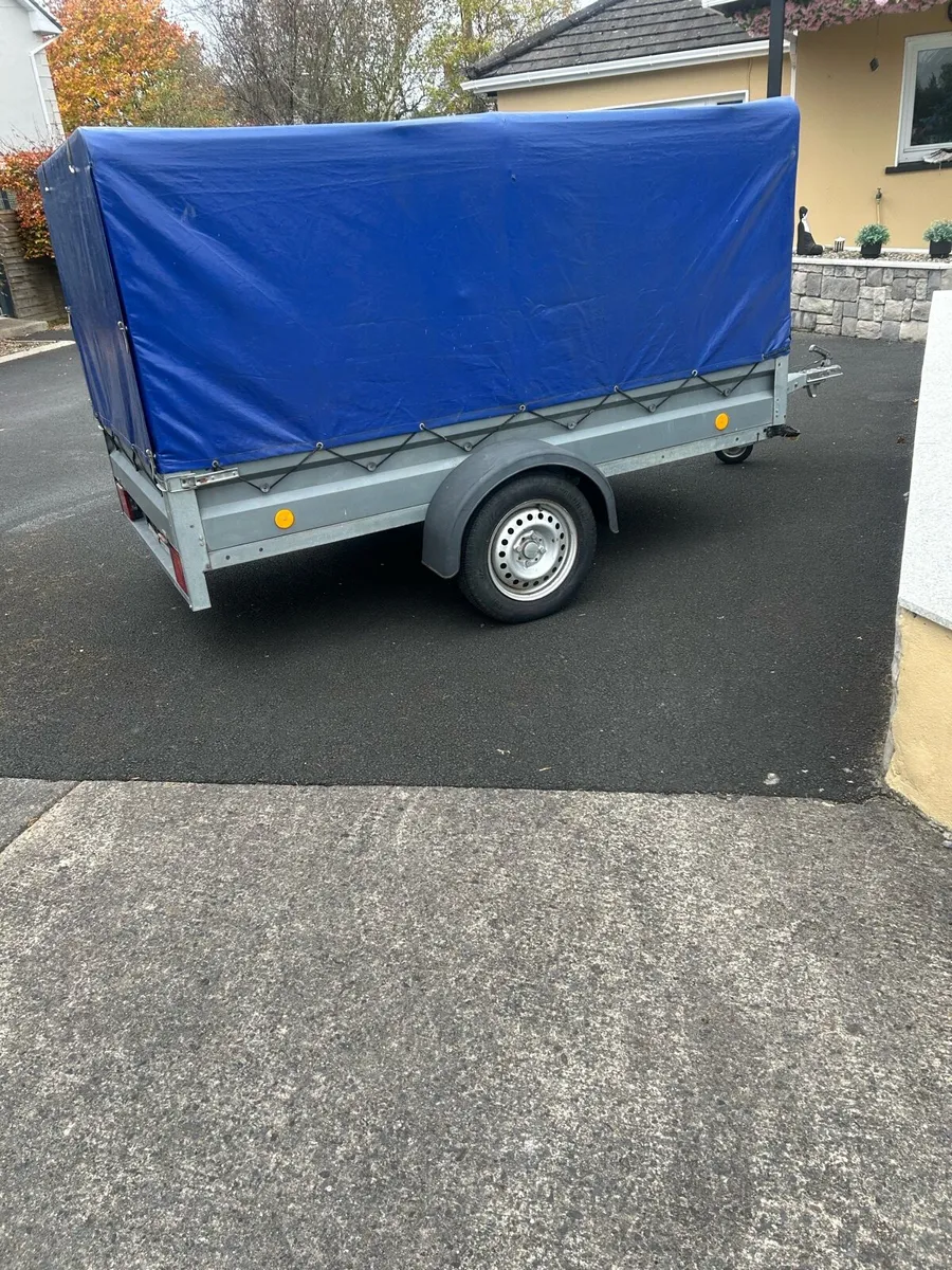 6”8 ft x4”2 ft Neptune covered in single axle - Image 1