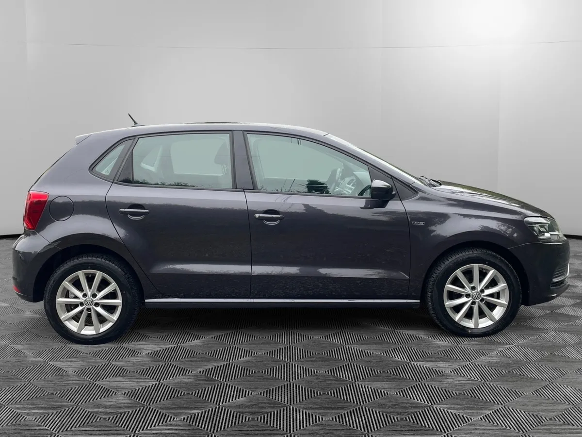 VW Polo 2015 Lounge Edition - Low Km - Image 3