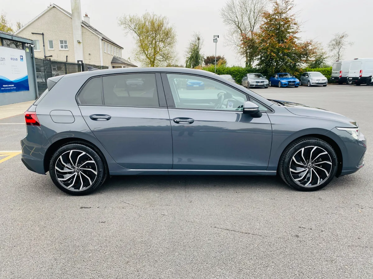 VOLKSWAGEN GOLF DSG 2.0 TDI 2022 (221) - Image 4