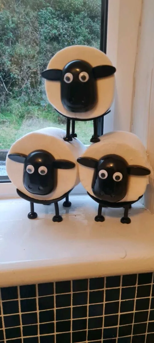 3 toilet sheep holders
