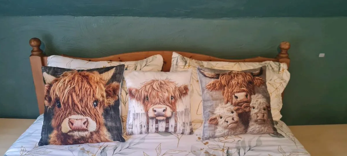 Happy cow cushion cover