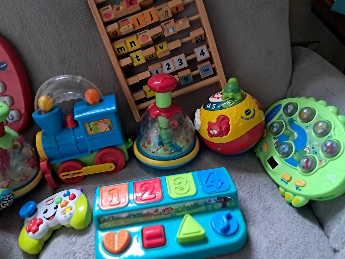 Toys - Image 3