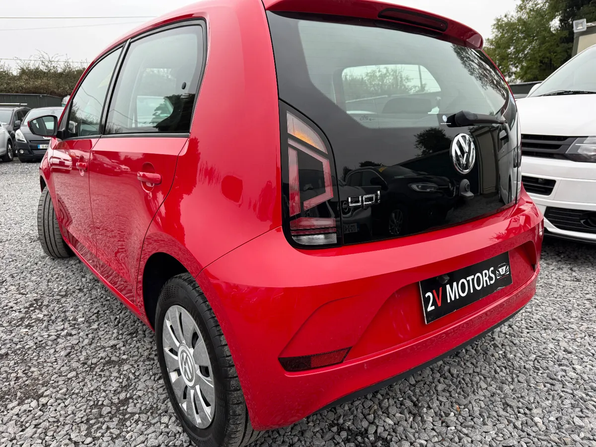 🔵 Volkswagen UP! 1.0  MPI 4Dr AUTOMATIC - Image 4