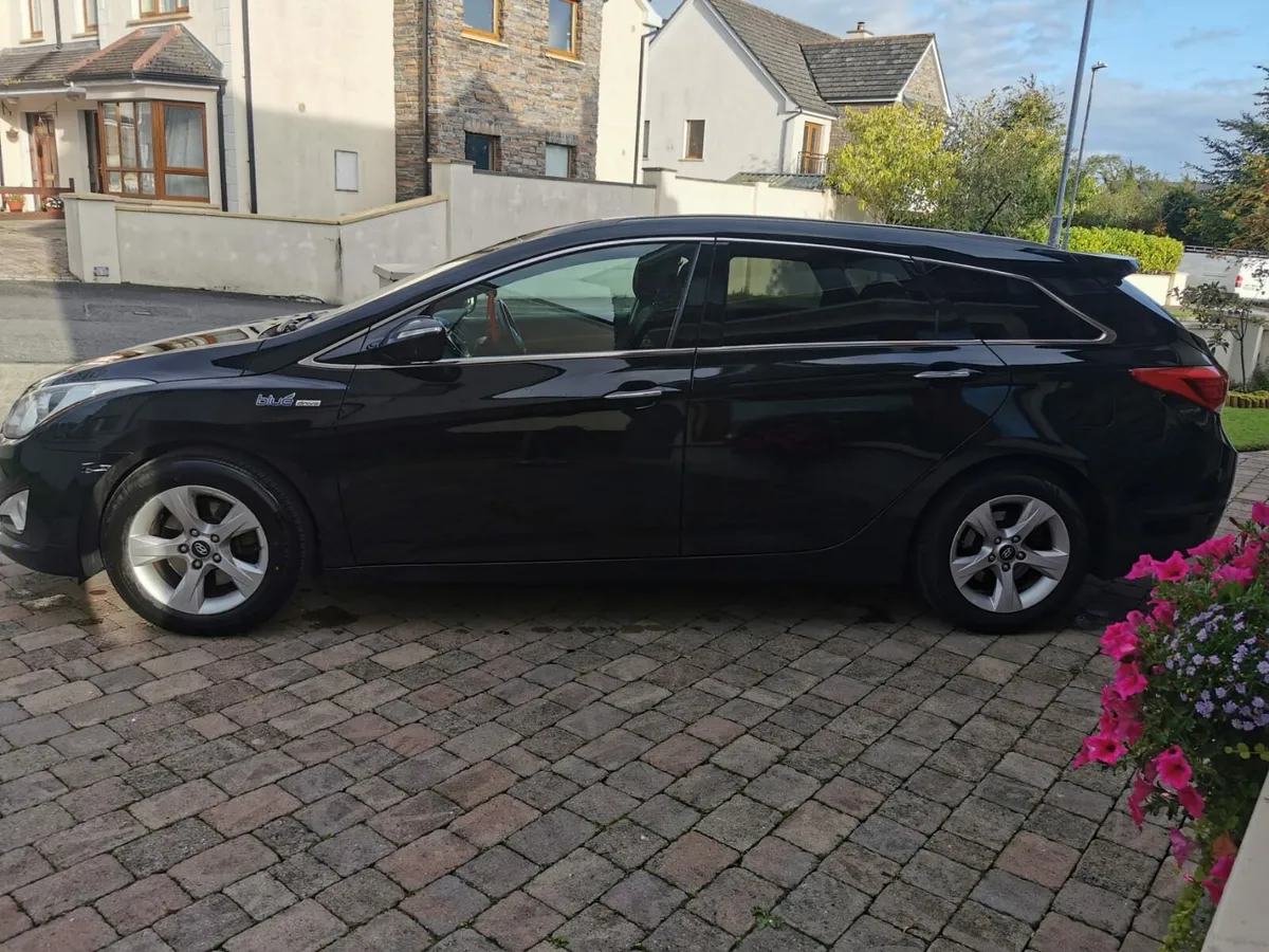 Hyundai i40 1.7 136bhp - Image 3