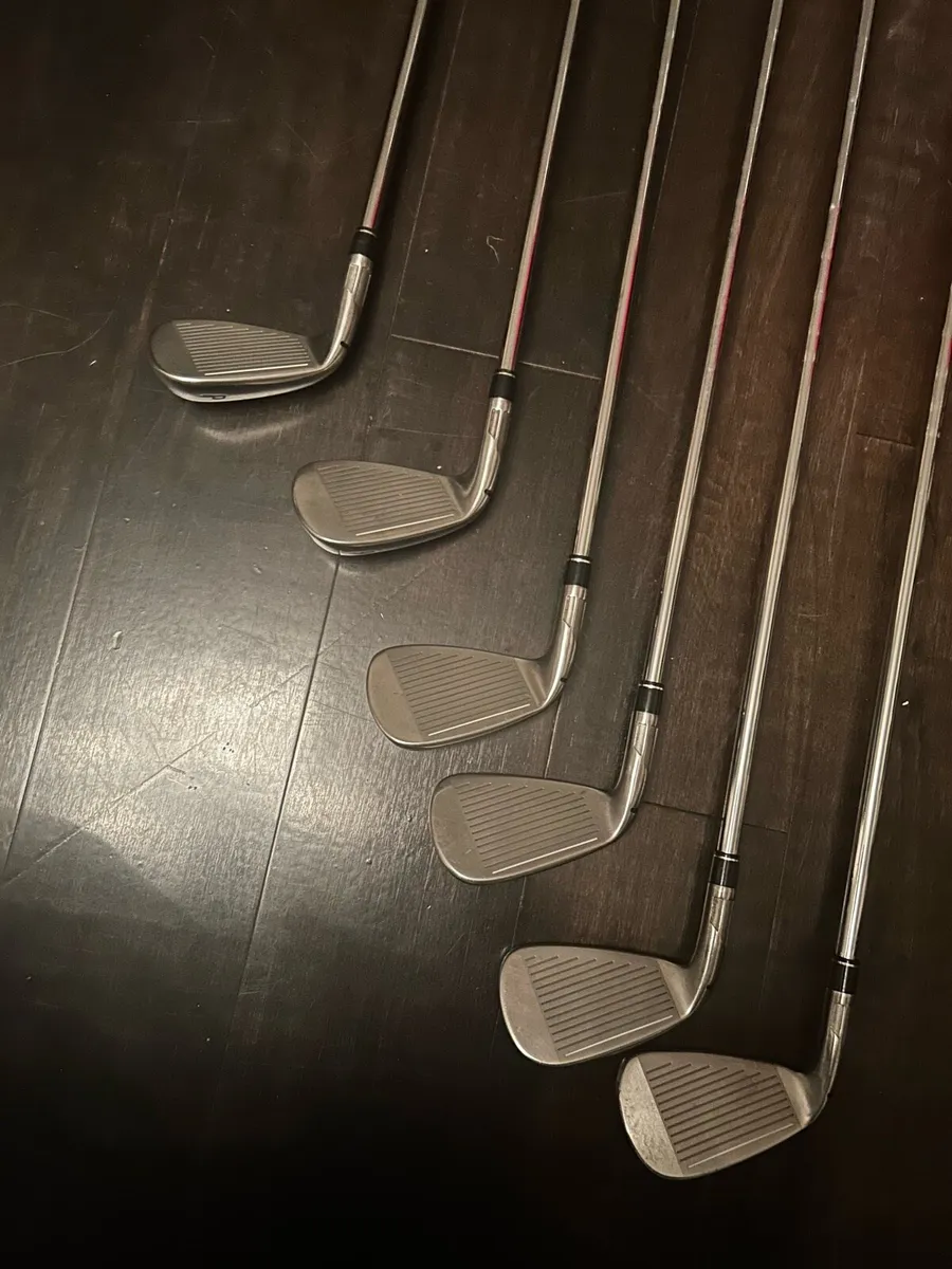 Taylormade Sim2 max irons - Image 3