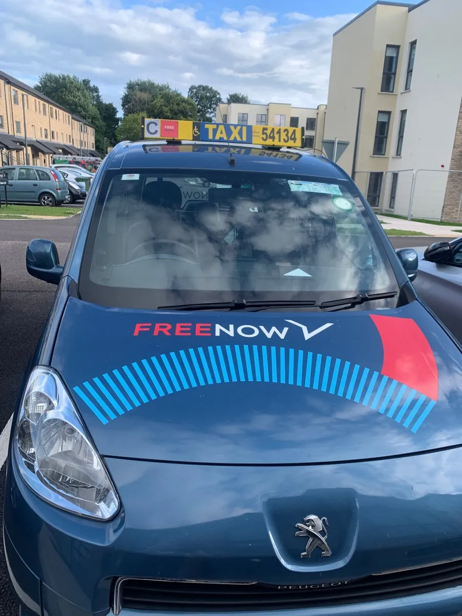 taxi to rent, taxi rent, automatic taxi - Image 1